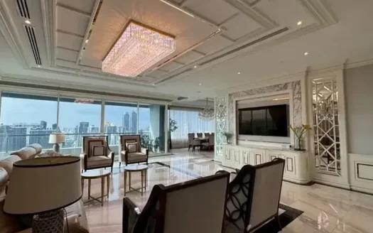 Luxurious 5BR Condo at Q Asoke near MRT Phetchaburi