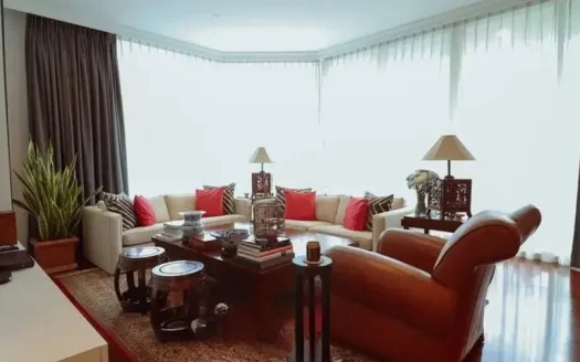 For Sale: Luxurious 3-Bedroom Condo at Royce Private Residences, Watthana