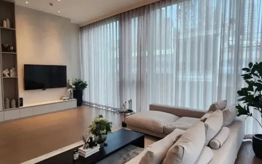 Luxury 2BR Condo at SCOPE Langsuan, Pathum Wan