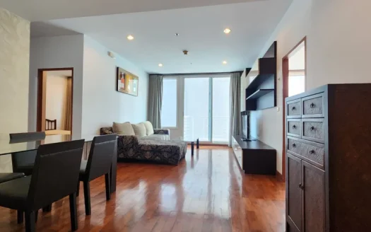 Luxury 2-Bedroom Condo in the Heart of Sukhumvit 24
