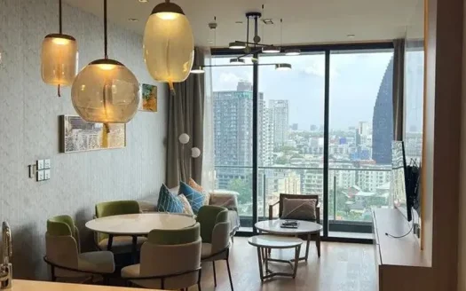 Luxury 2-Bedroom Condo at BEATNIQ Sukhumvit 32 near BTS Thong Lo