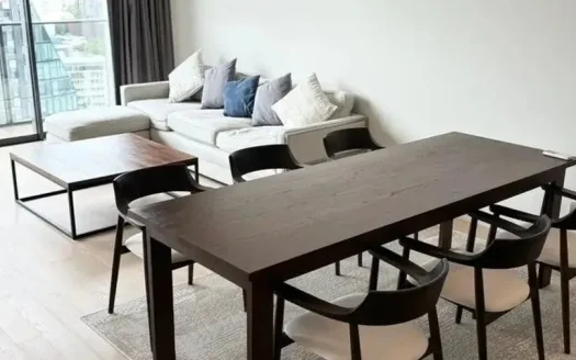 Luxurious 2-Bedroom Condo at TELA Thonglor