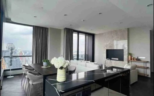 3 Bedroom Condo for Rent and Sale in Khlong Toei, Bangkok