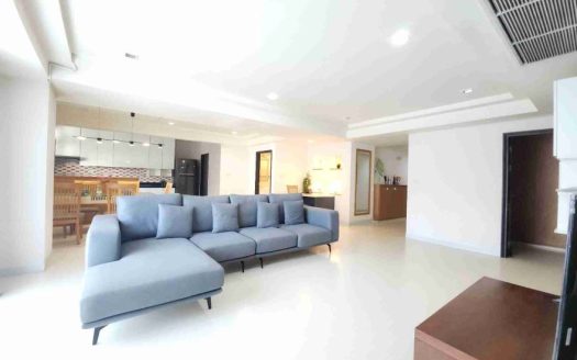 Renovated 3-Bedroom Condo at Royal Castle Sukhumvit 39