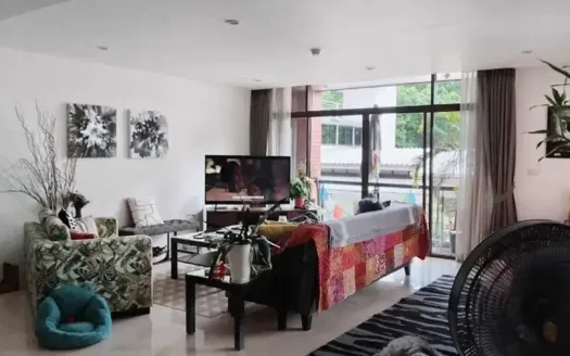 For sale 3 bedrooms condo in Watthana, Bangkok