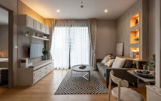 Modern 1-Bedroom Condo at HQ by Sansiri, Watthana