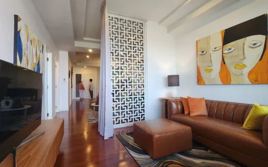 1 Bed Condo for Sale in Baan Chao Praya, Khlong San