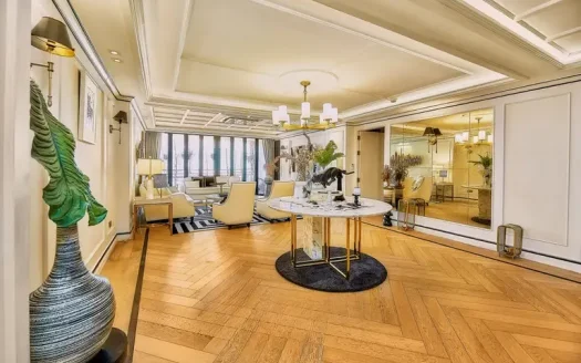 3-Bedroom Luxury Condo at Mahogany Tower, Khlong Toei