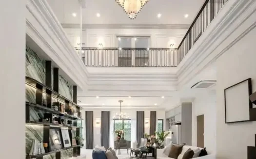 5-Bedroom House at Narasiri Krungthep Kreetha