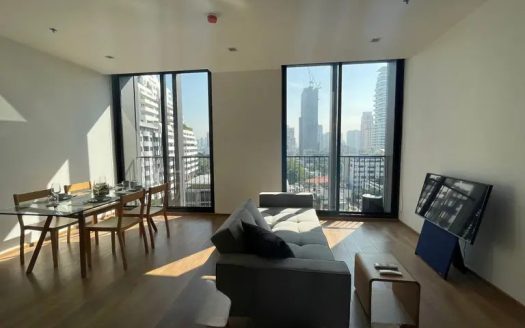 Modern 2-Bedroom Condo at Noble BE 33
