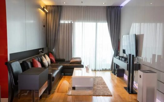 For sale 3 bedrooms condo in Khlong Toei, Bangkok