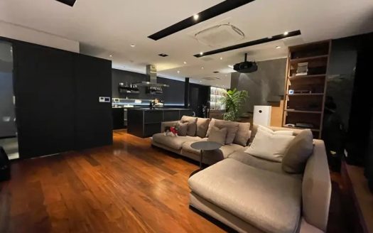 Luxury 2-Bedroom Condo at The Emporio Place