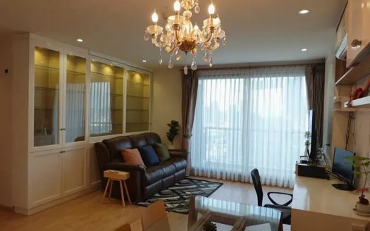 High-Floor 2-Bedroom Condo at Rhythm Sukhumvit 42 near BTS Ekkamai