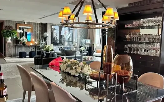 Luxurious 3-Bedroom Condo at The River by Raimon Land, Sathon