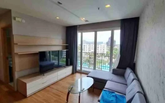 3 Bedroom Condo for Sale in Siri at Sukhumvit, Khlong Toei