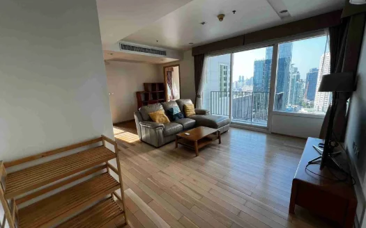 Luxury 2 Bedroom Condo for Sale at Siri at Sukhumvit