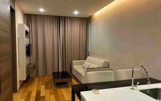 Modern Luxury 1-Bedroom Condo at The Address Sathorn
