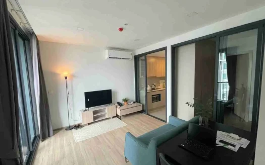 Modern 1-Bedroom Condo at XT Phayathai, Ratchathewi