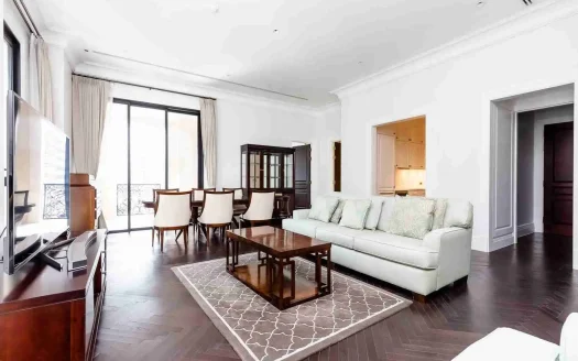 2-Bedroom Luxury Condo for Rent at 98 Wireless