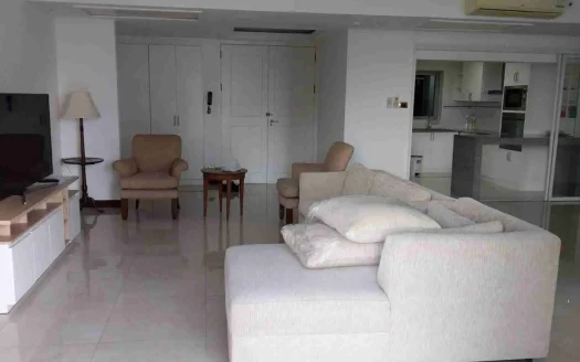 3 Bedroom Condo at All Seasons Mansion, Pathum Wan
