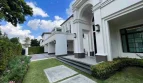 Luxurious 4-Bedroom House in Baan Sansiri Pattanakarn
