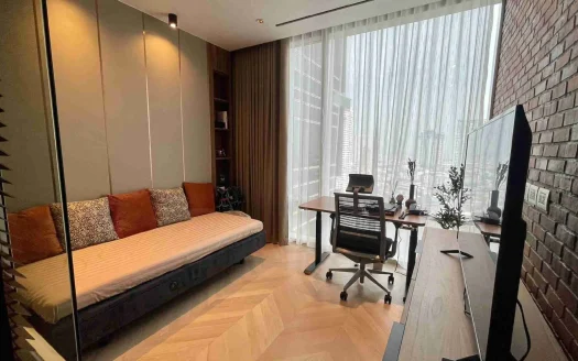 Luxurious 2-Bedroom Condo at Four Seasons Private Residences