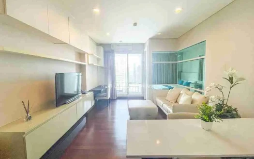 Luxury 1-Bedroom Condo at Ivy Thonglor, Watthana, Bangkok
