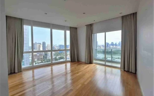 3 Bedroom Condo at Millennium Residence in Khlong Toei