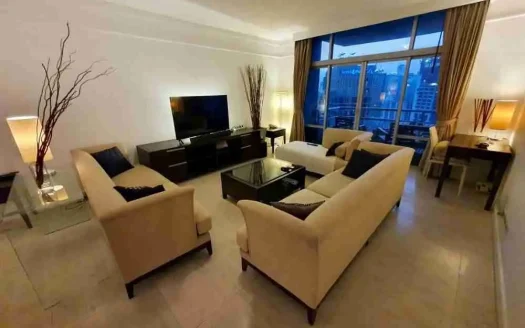 Luxurious 2-Bedroom Condo at All Seasons Mansion, Pathum Wan