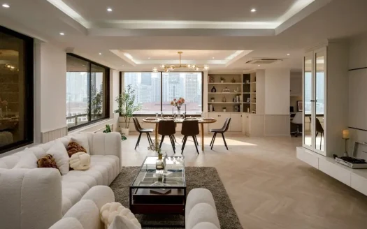 For sale 2 bedroom condo in Watthana, Bangkok