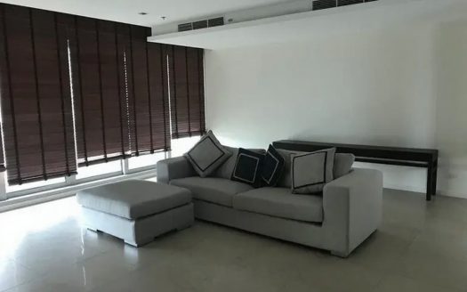 For sale 3 bedrooms condo in Sathon, Bangkok
