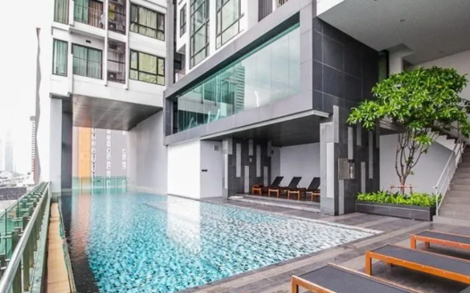 Fuse Sathorn – Taksin