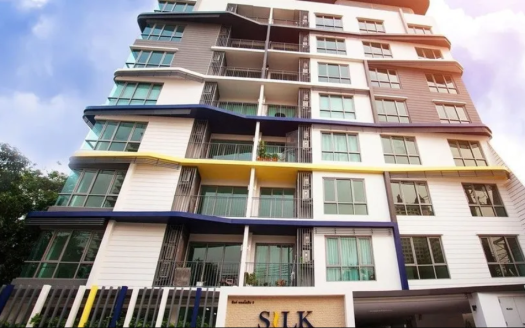 The Silk Phaholyothin-Aree 2