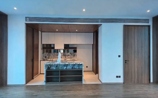 2 Bedroom Condo for sale at ROMM Convent