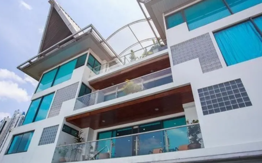 Baan Sathorn Condo