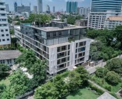 Issara Collection Sathorn
