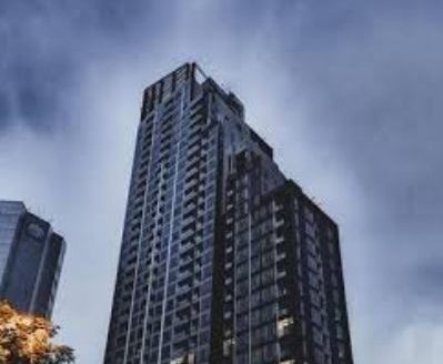The Rich Ploenchit – Nana