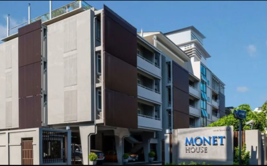 Monet House Apartment