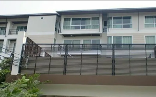 Natcha Residence Sukhumvit 42