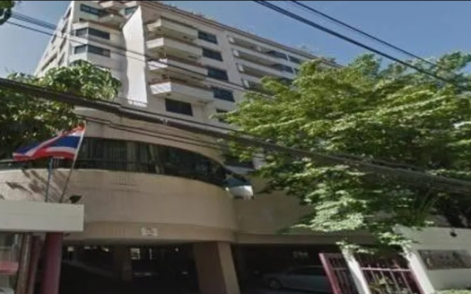 Ploenchit Terrace
