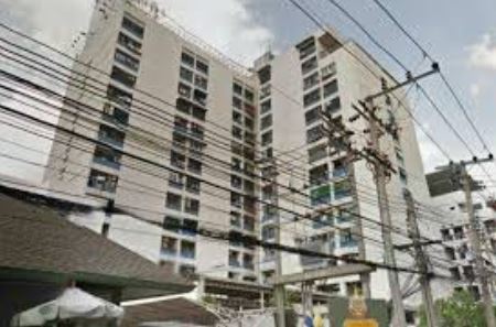 Ruenrudee Condominium