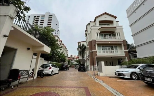 U&I Mansion